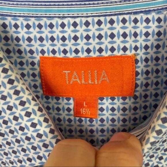 Tallia Navy Lavender Geometric Print Button Down Shirt Size Large 16.5" Classic - Picture 4 of 9